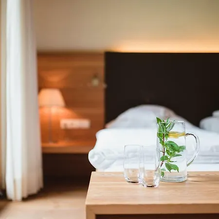 Hotel Guesthouse St Nikolaus 3*